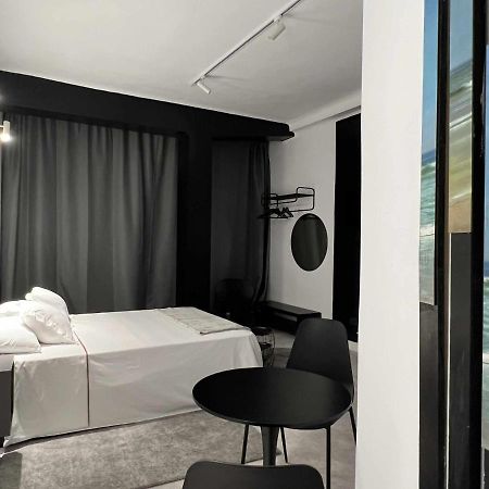 Ferienwohnung Dama Modern & Luxury Málaga Exterior foto
